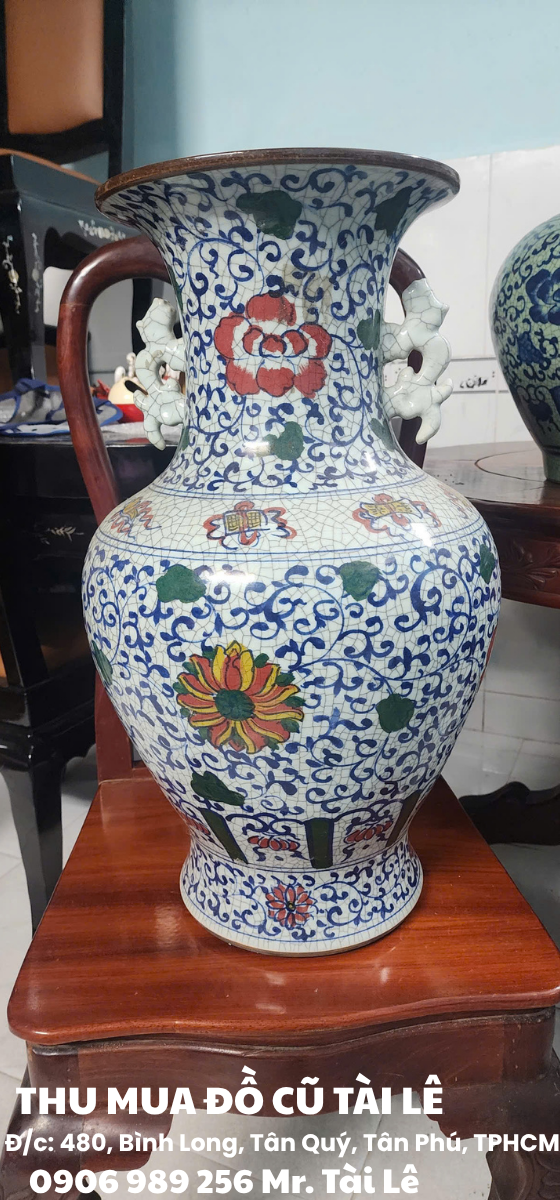 Thu mua bình bông và lọ lục bình sứ