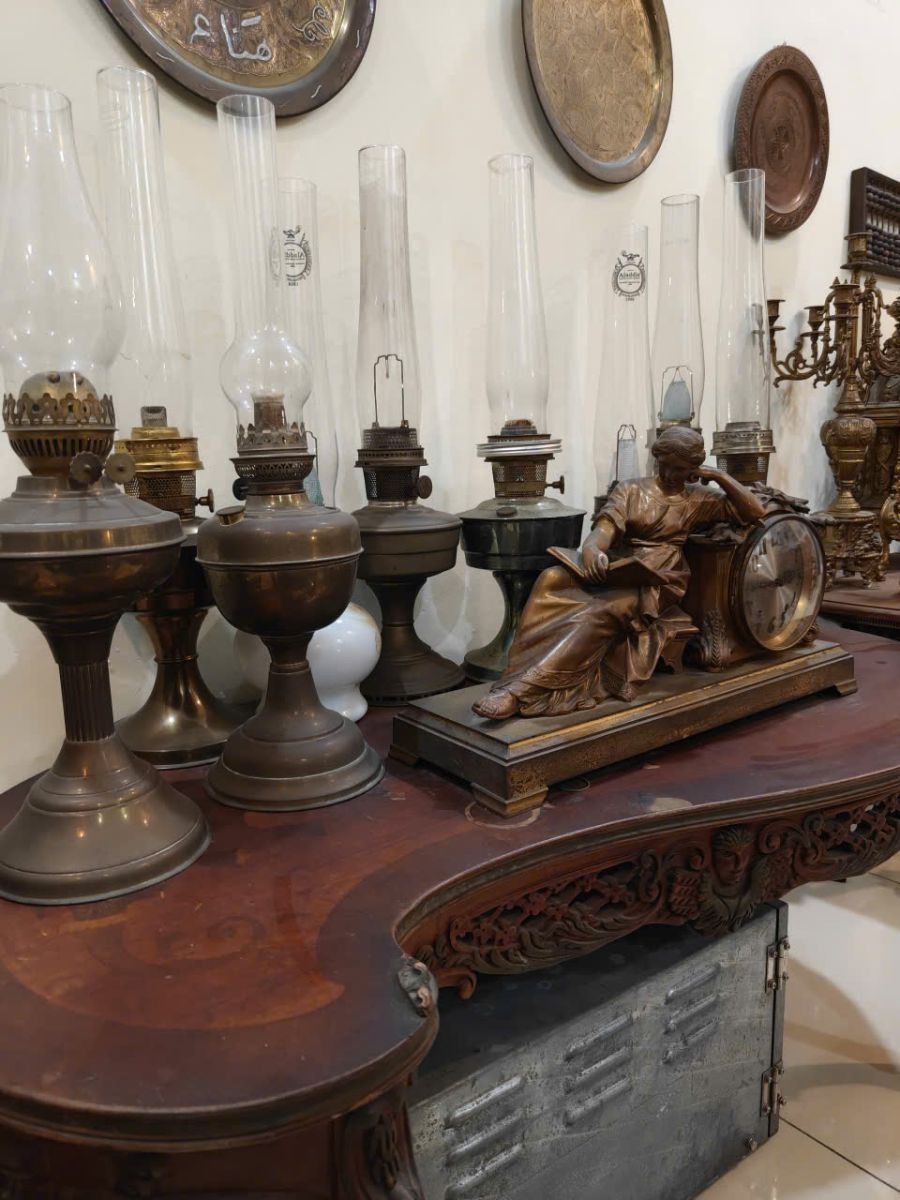 Thu Mua Đèn Cổ Tại TPHCM