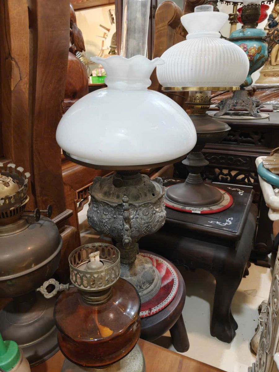 Quy trình Thu mua đèn cổ xưa tại TPHCM của Tài Lê
