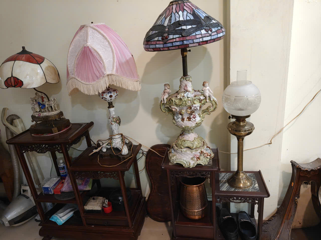 Thu Mua Đèn Cổ Tại TPHCM