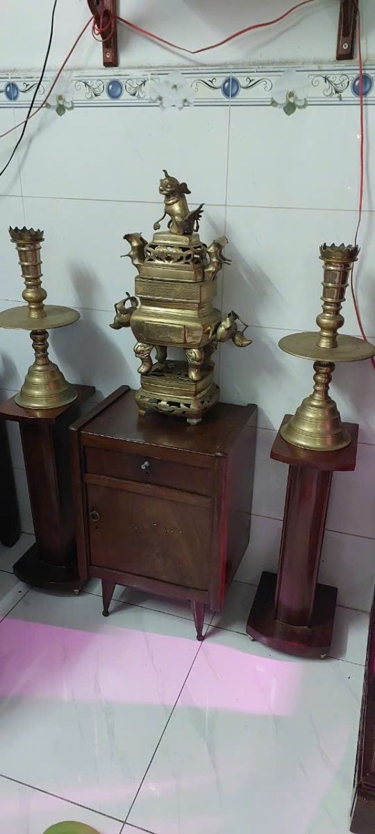 Hình ảnh lư đồng vuông
