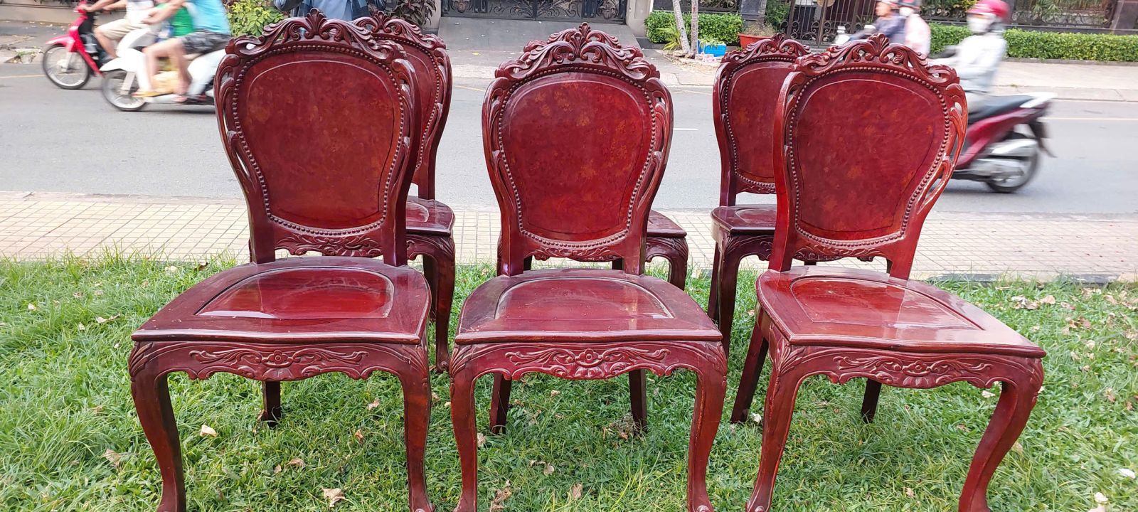 Lợi ích khi chọn dịch vụ thu mua đồ gỗ cũ xưa tại Bến Cát Bình Dương của Tài Lê