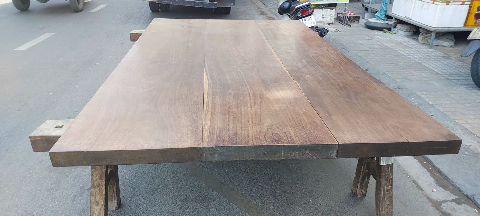 Các yếu tố quan trọng trong việc định giá ván ngựa cũ