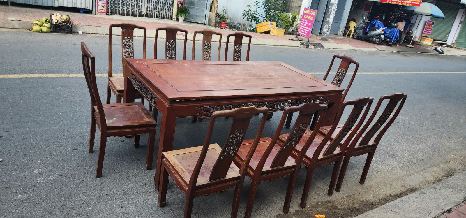 Tài Lê- Thu mua bàn dài cũ quận 10, TP HCM