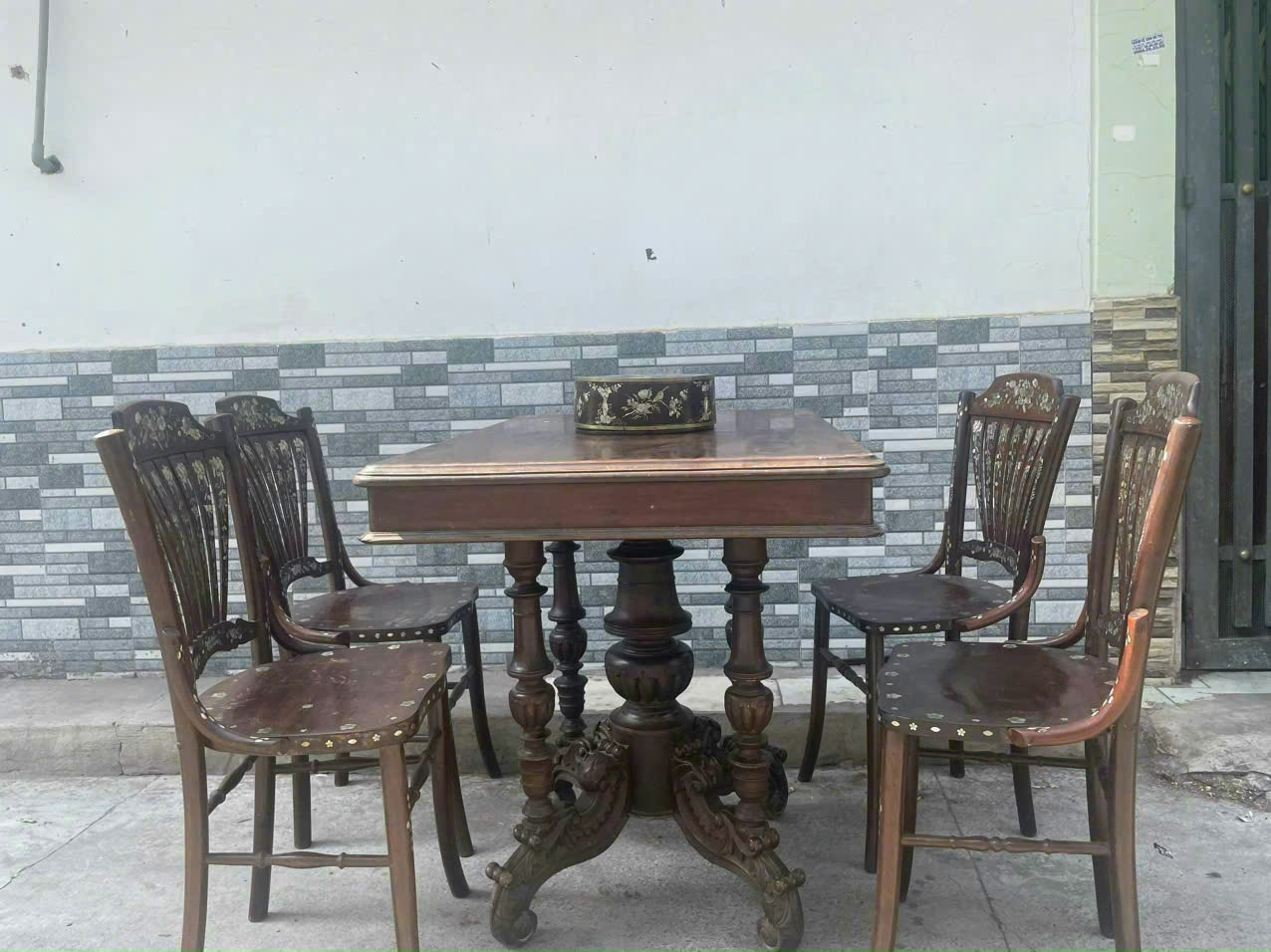 Tài Lê - Địa chỉ uy tín thu mua đồ nội thất cũ tại TP HCM