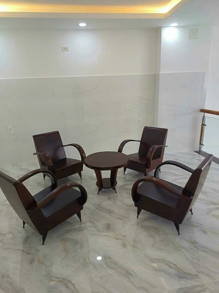 Thu mua bộ bàn ghế gỗ quán cà phê, nhà hàng huyện Bình Chánh, TP HCM