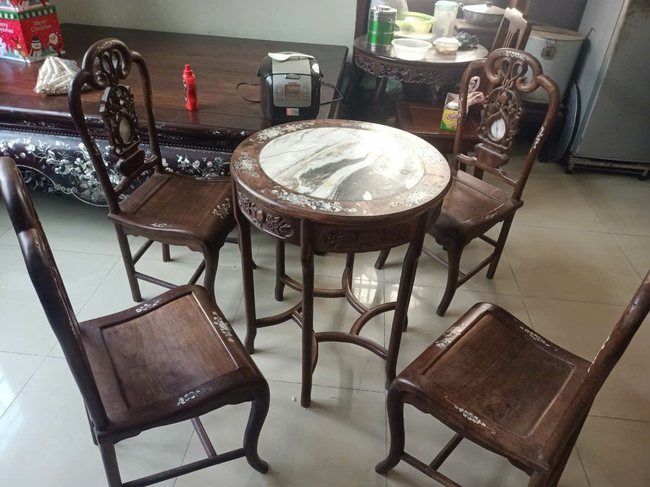 Thanh lý bàn ghế gỗ gia đình: Thanh lý bàn ghế gỗ cũ quận Tân Bình Tài Lê