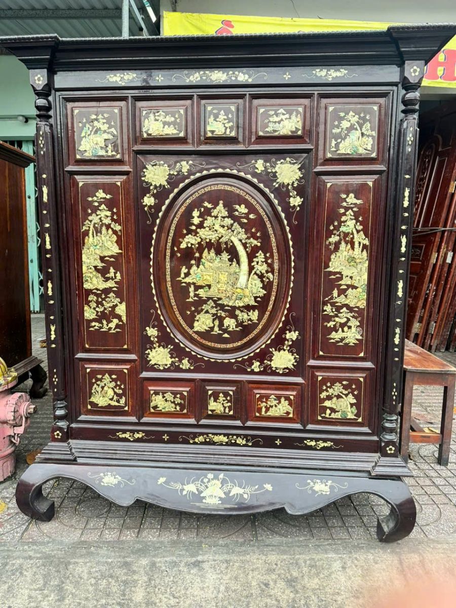 Thu mua tủ thờ- bàn thờ gỗ cũ: thu mua đồ gỗ cũ giá cao quận 1