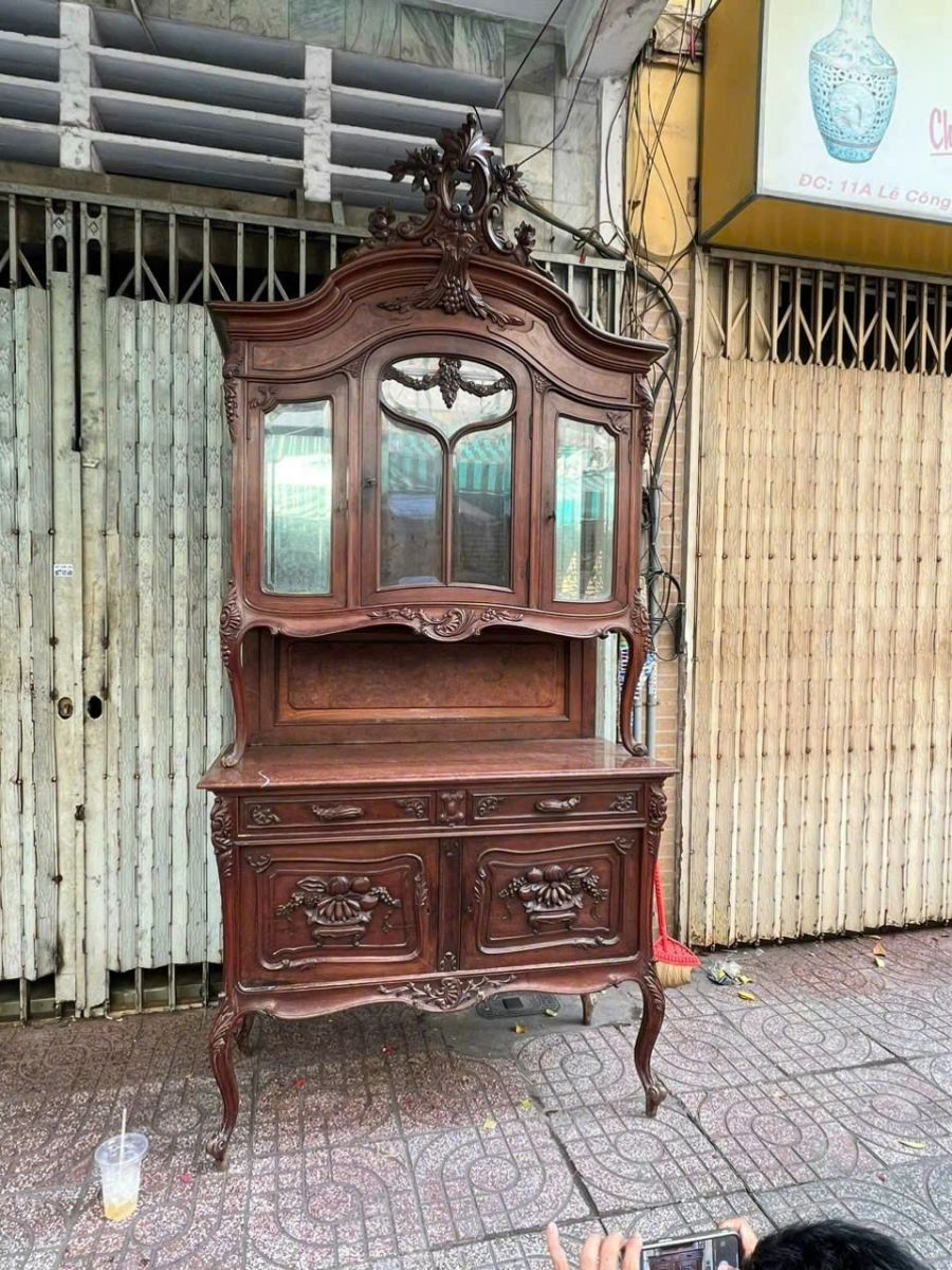 Tài Lê- đơn vị thu mua tủ gỗ cũ quận 8 uy tín, chất lượng