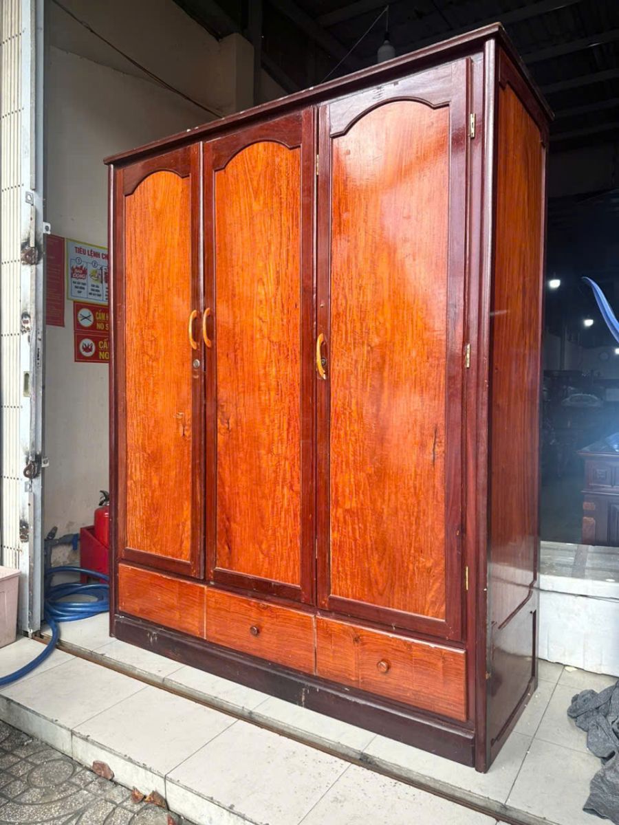 Tài Lê- thu mua tủ quần áo cũ tại Thủ Đức