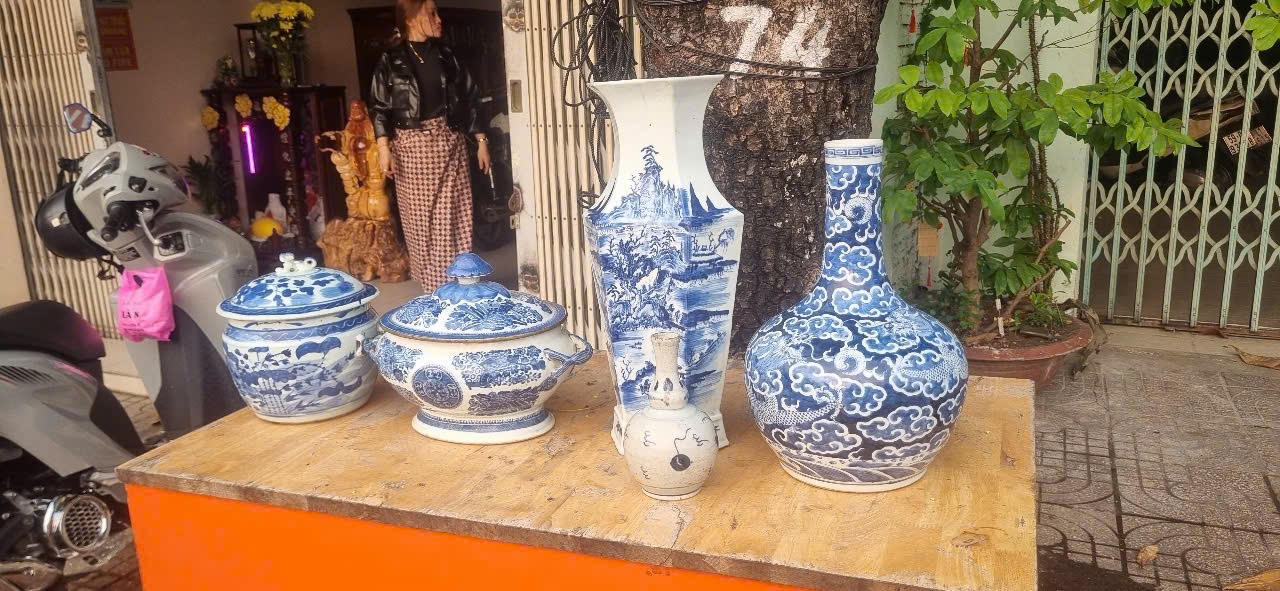 Tài Lê thu mua các loại chậu sứ có giá trị sưu tầm cao