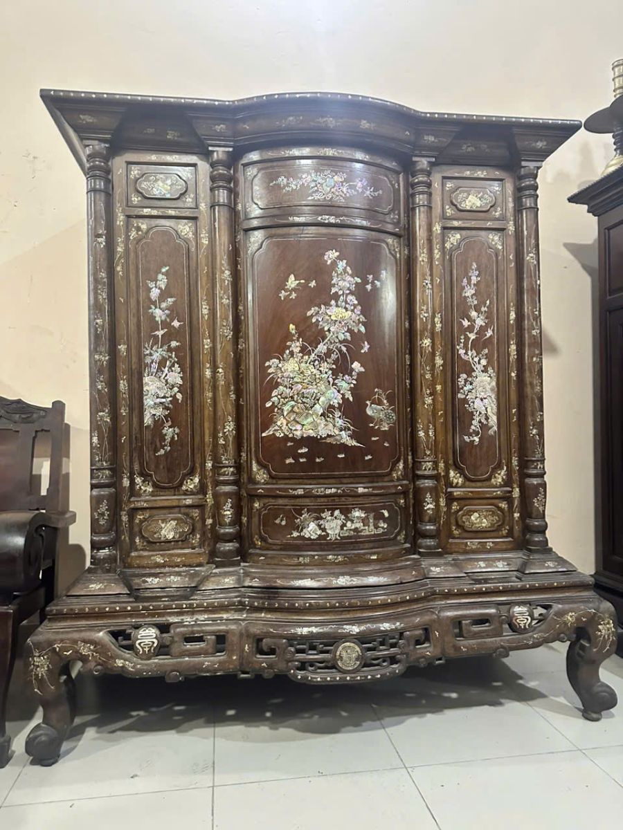 Thu mua tủ thờ cũ giá cao quận 5