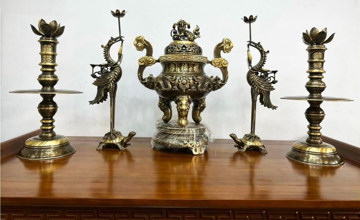 Thu mua bộ lư đồng, đỉnh đồng cũ giá cao HCM