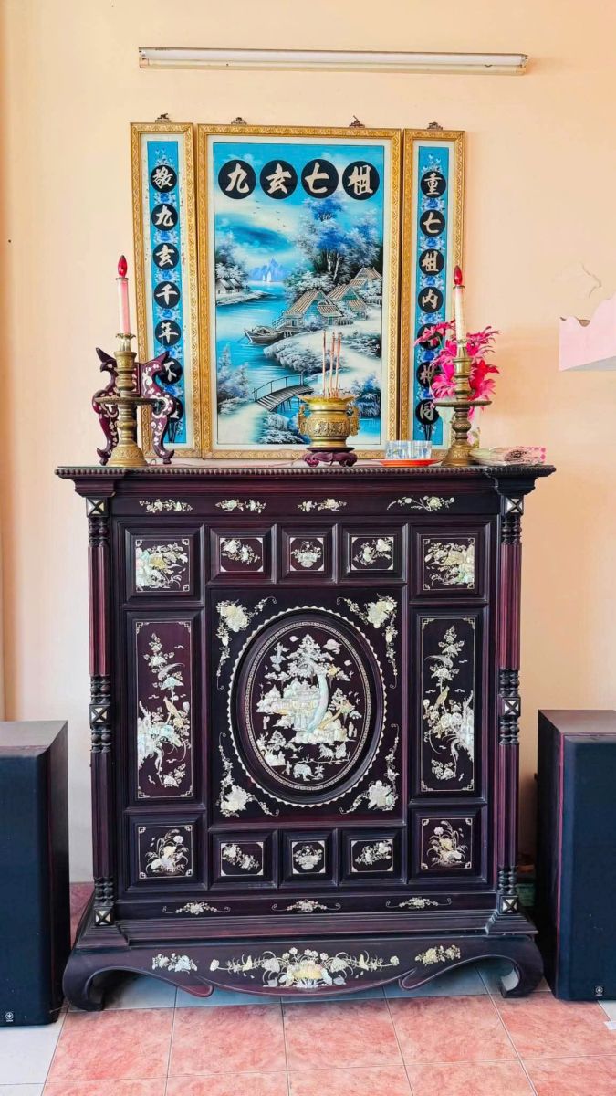 Thu mua tủ thờ cũ tại Bình Thạnh