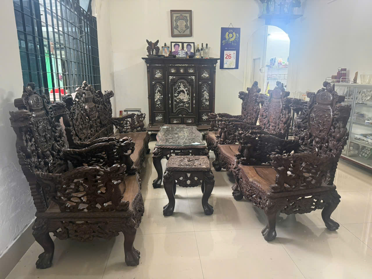 Dịch vụ thu mua đồ gỗ cũ giá cao, tận nơi