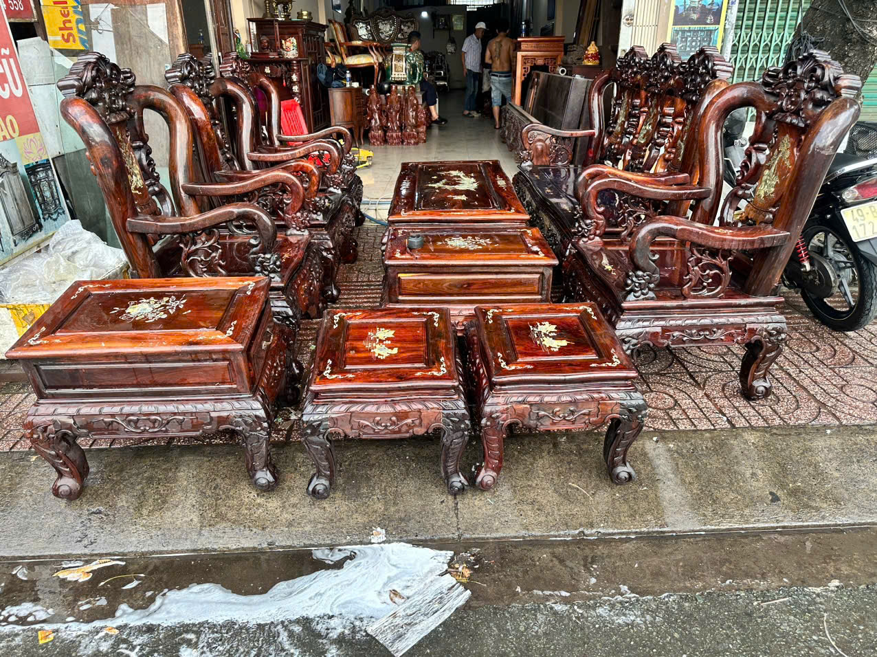 Quy trình thu mua bàn ghế gỗ cũ tại Bà Rịa tinh gọn