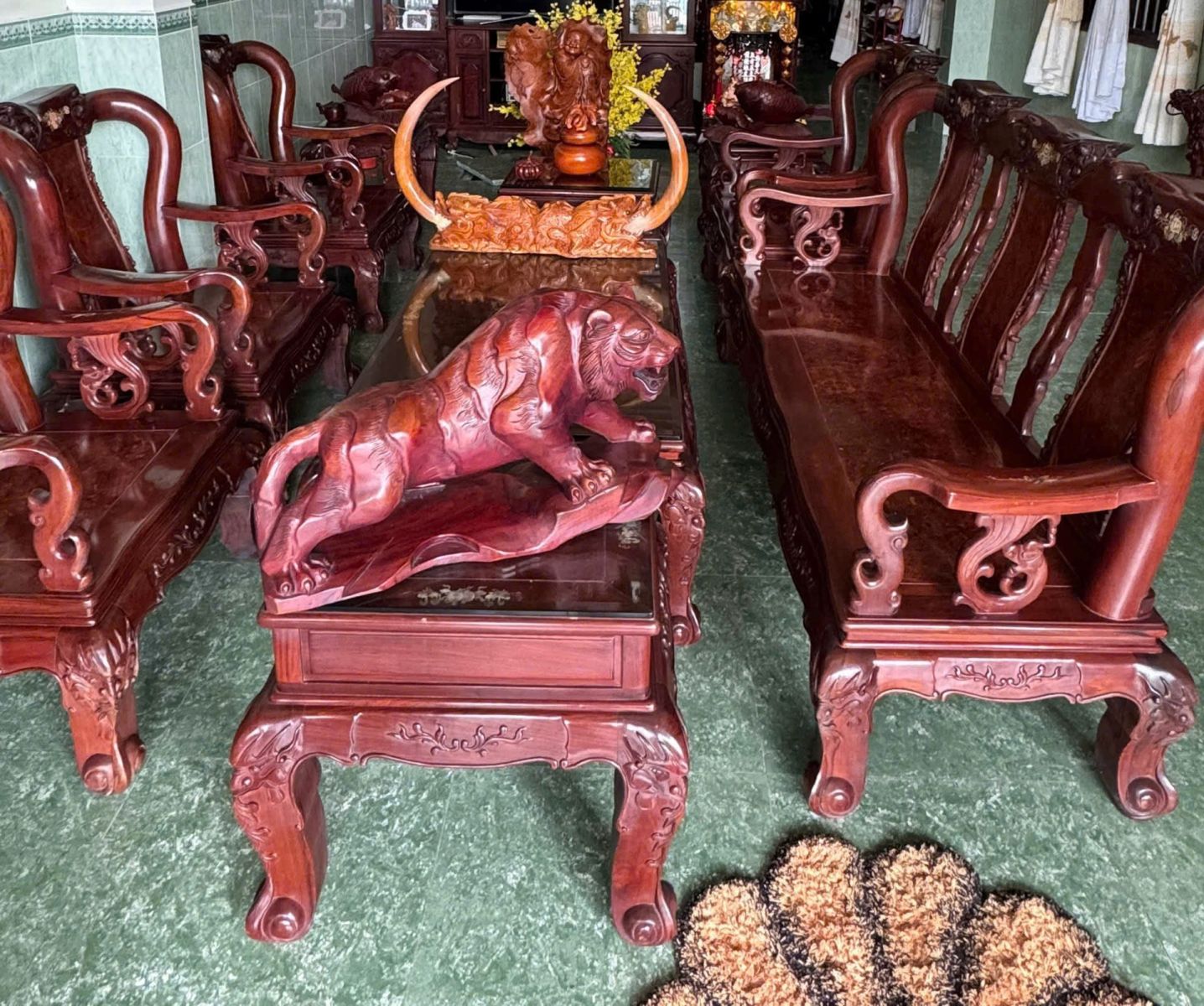 Thu mua đồ gỗ cũ ở đâu uy tín?
