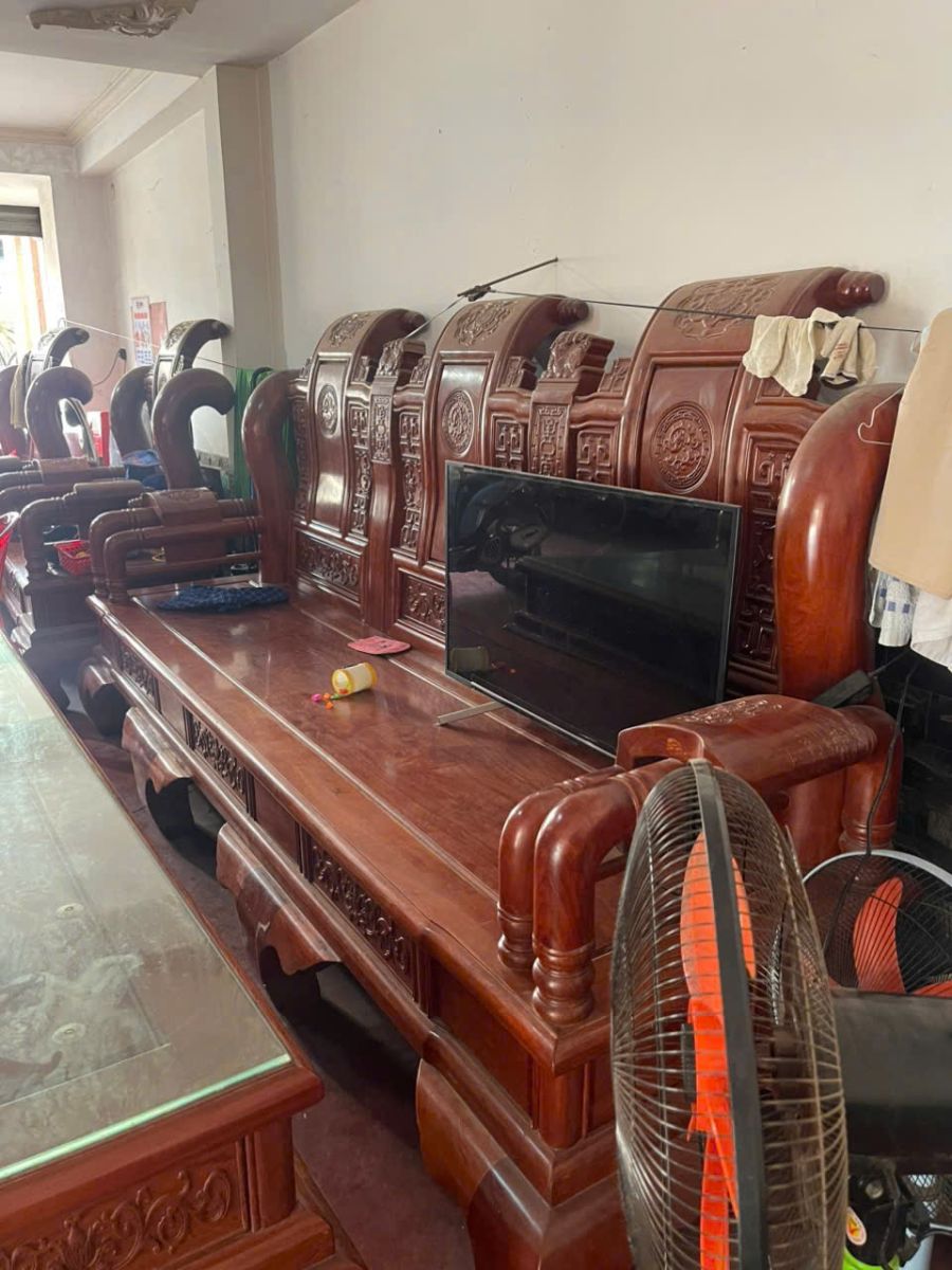 Thu mua các loại đồ gỗ cũ tại Quốc lộ 22 Hóc Môn