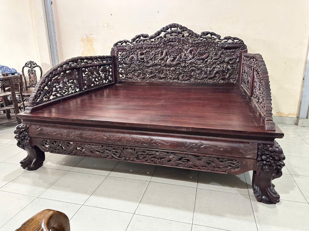 Thu mua giường gỗ xưa tại Bình Thạnh
