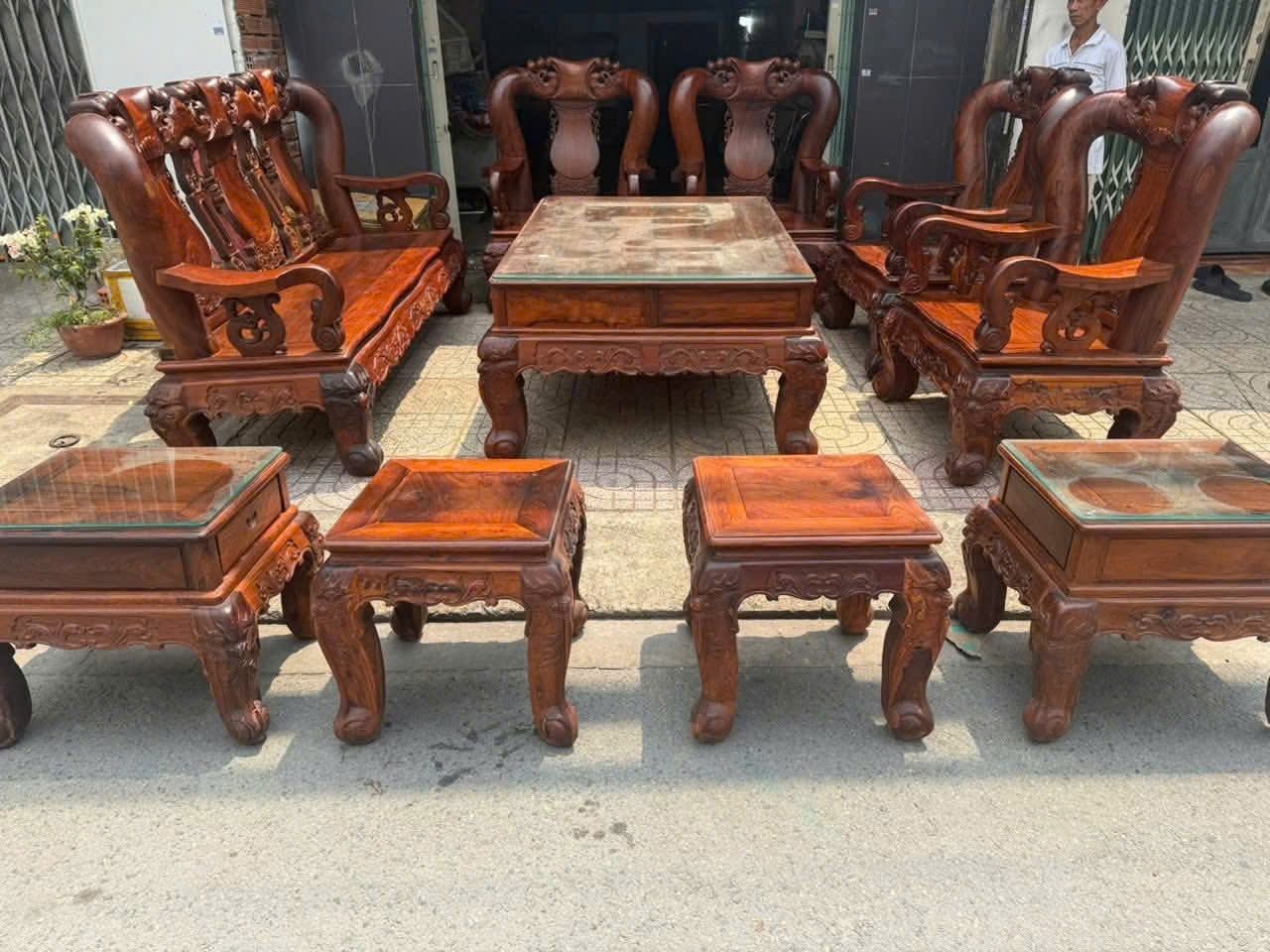 Top 5 Mẫu Bàn Ghế Cũ Xưa Được Yêu Thích Nhất Năm 2026