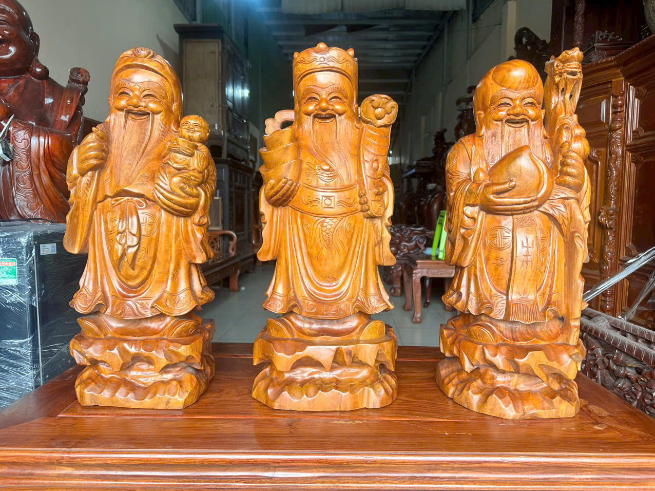 Dịch vụ thu mua đồ gỗ và các đồ trang trí tại TP HCM 