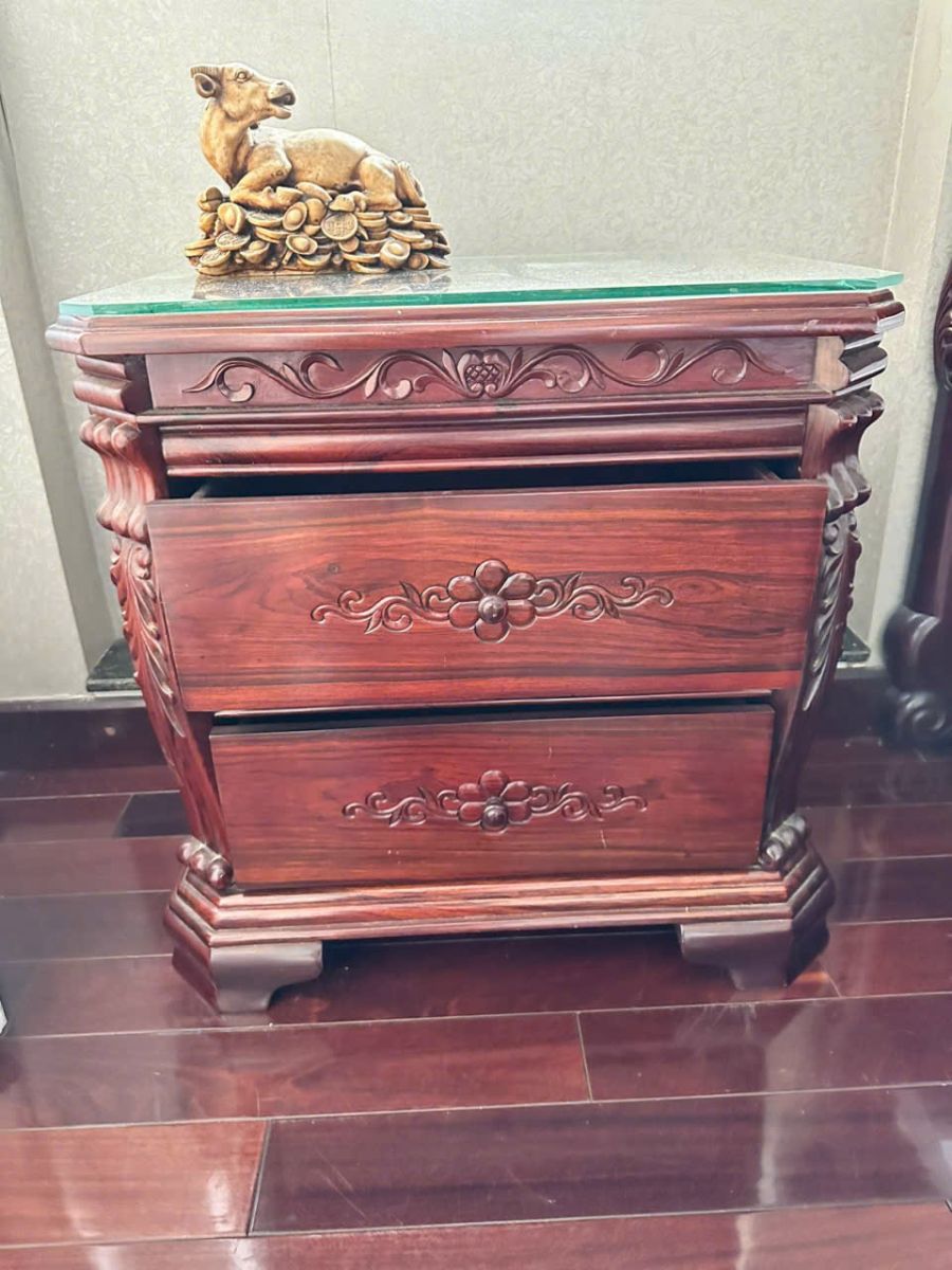 Thu mua đồ gỗ cũ phường Sài Gòn, TP.HCM: thu mua táp đầu giường gỗ cũ 