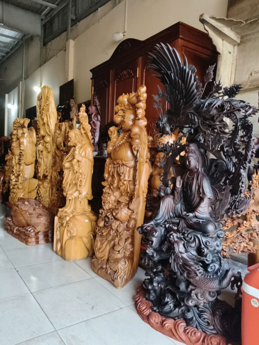 Thu mua tượng gỗ cũ giá cao tại quận 4