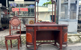 BÀN TRANG ĐIỂM GỖ 