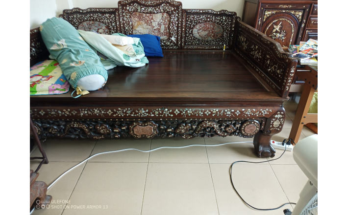 Giường ba thành cẩn ốc xưa
