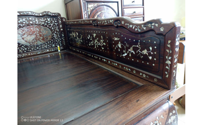 Giường ba thành cẩn ốc xưa