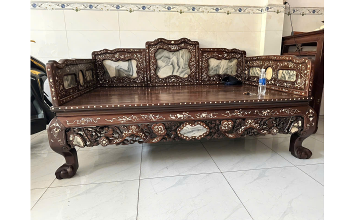 GIƯỜNG BA THÀNH TRẮC ĐÁ TÀU