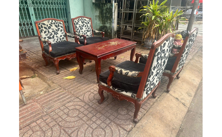 SALON NỆM LOUIS